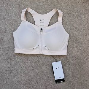 NWT Nike Alpha Sports Bra size S